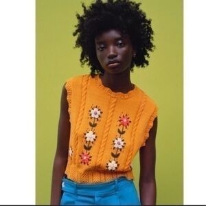 ZARA Embroidered flower knitwear vest 9598/092